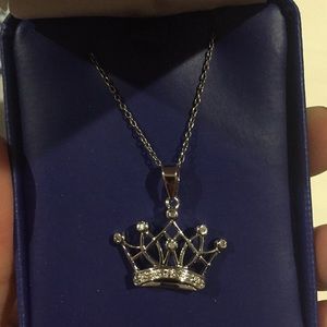 Crown necklace✨